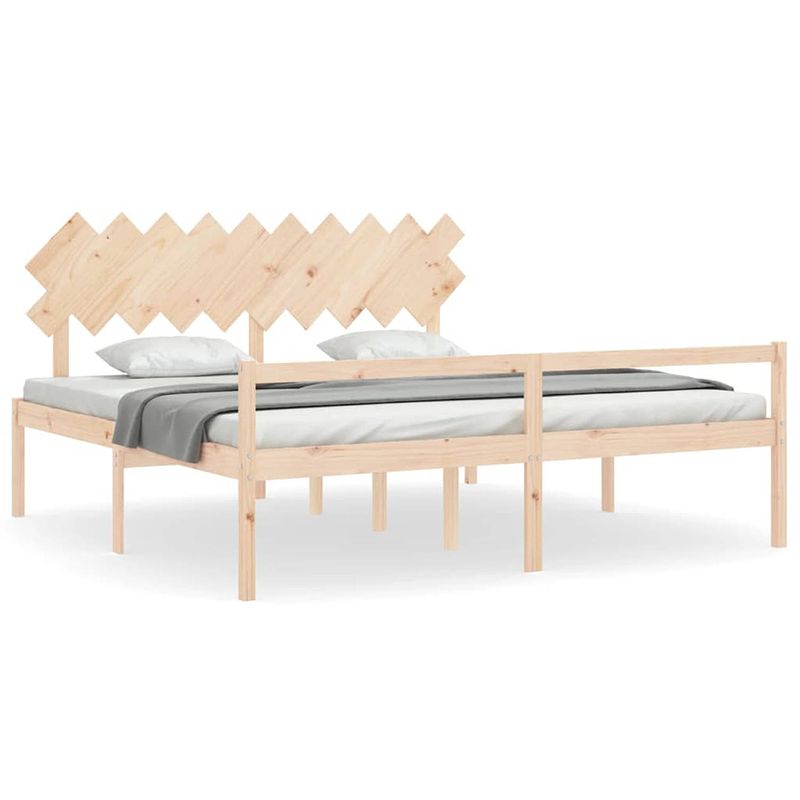 Foto van The living store massief grenenhouten bedframe - functioneel - bedframes - 205.5 x 205.5 x 80.5 cm - multiplex