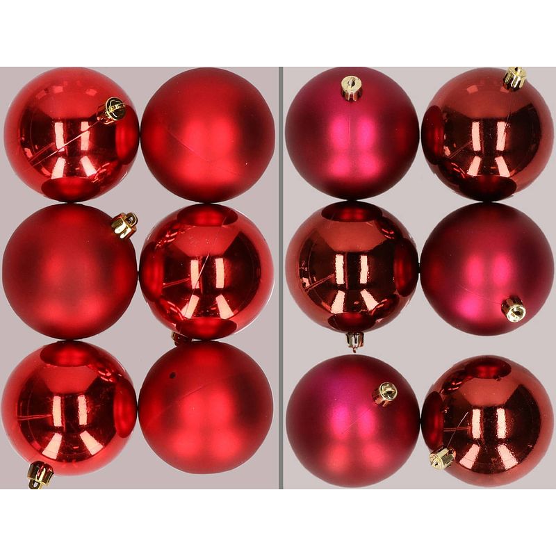 Foto van 12x stuks kunststof kerstballen mix van rood en donkerrood 8 cm - kerstbal