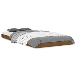 Foto van The living store houten bedframe - eenpersoons - massief grenenhout - 203.5 x 94 x 9 cm - honingbruin