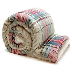 Foto van Droomtextiel luxe plaid larson zand 150 x 200 cm - fleece deken - super zacht - warm en donzig - bank plaid