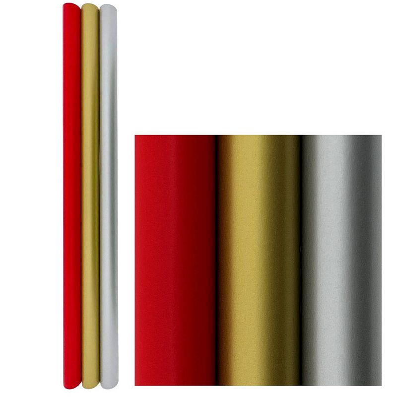 Foto van Cadeaupapier - 80 grams gecoat papier - rood zilver goud - 3 meter x 70 cm- 3 rollen