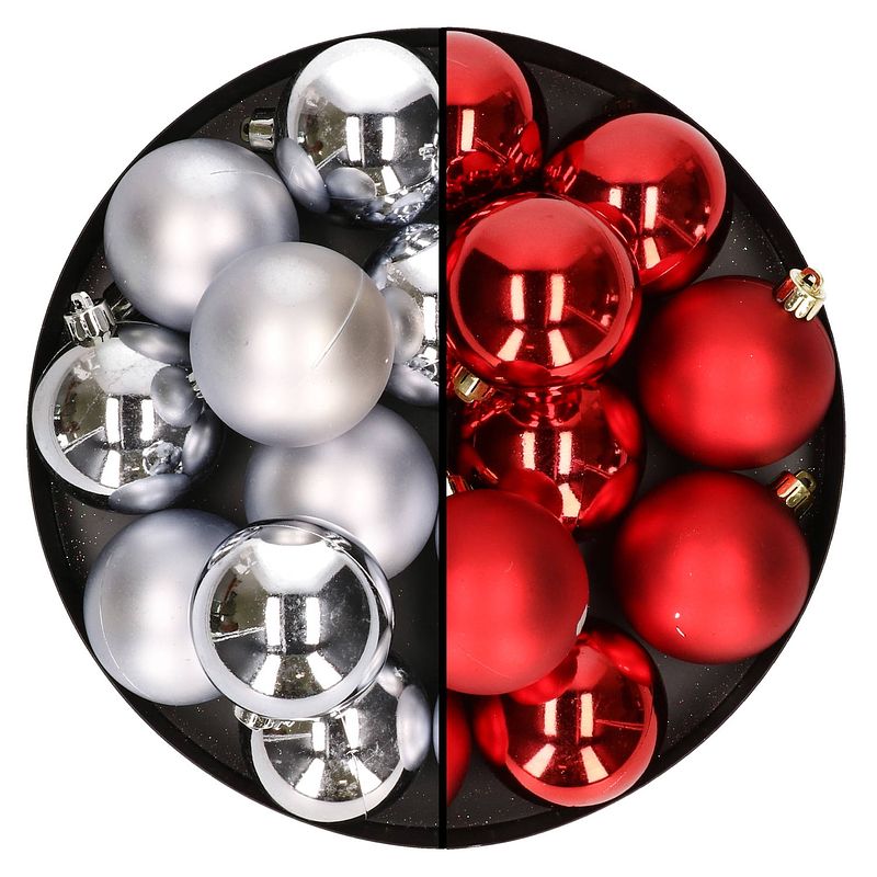 Foto van 24x stuks kunststof kerstballen mix van zilver en rood 6 cm - kerstbal