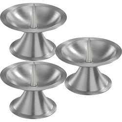 Foto van 3x ronde metalen stompkaarsenhouder zilver voor kaarsen 5-6 cm doorsnede - kaarsenplateaus