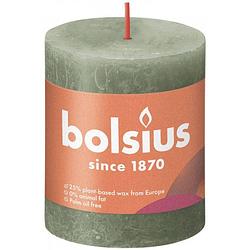 Foto van Bolsius stompkaars fresh olive ø68 mm - hoogte 8 cm - olijfgroen - 35 branduren