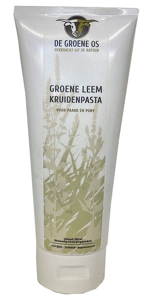 Foto van De groene os groene leem kruidenpasta