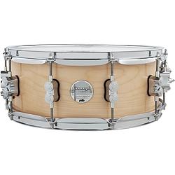 Foto van Pdp drums pdcm5514ssna concept maple finish natural lacquer 14 x 5.5 inch snaredrum