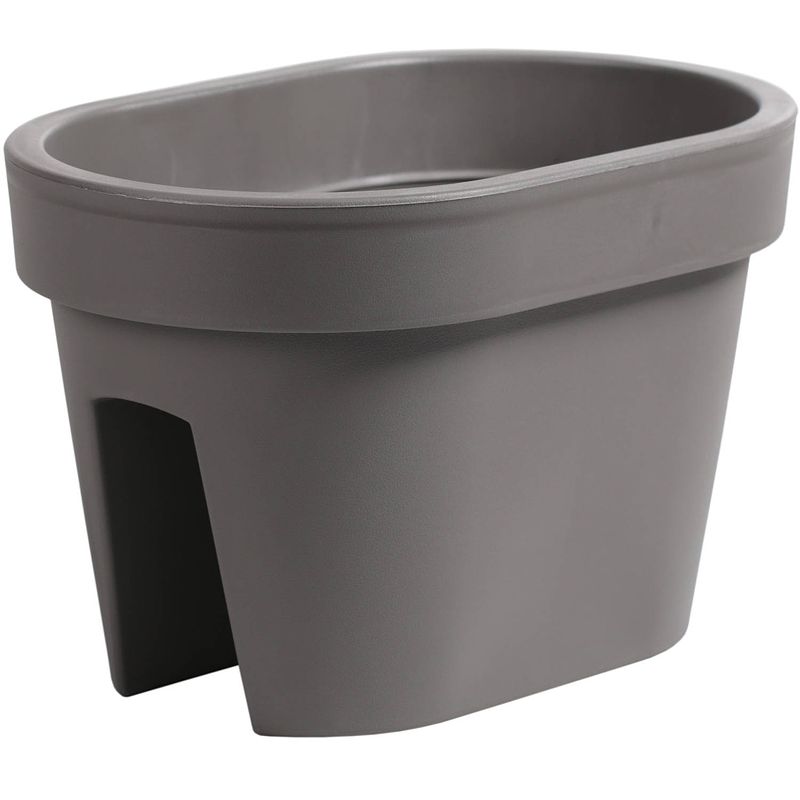 Foto van 1x kunststof balkon plantenpotten/bloempotten taupe 39,6 cm - 12,3 liter - tuin/balkon decoraties