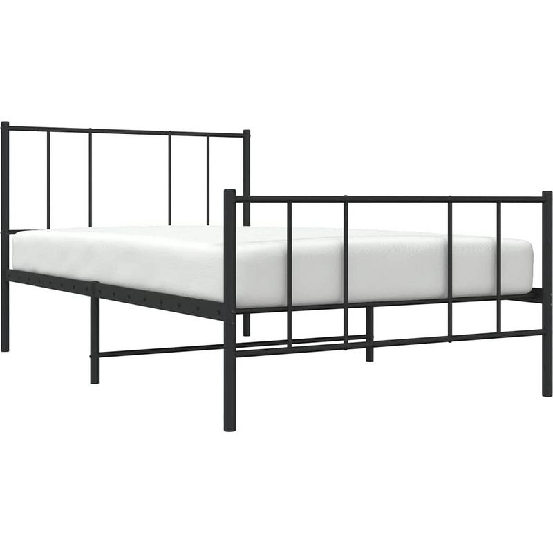 Foto van The living store klassiek bedframe - robuust en tijdloos design - metalen constructie - metalen latten en poten - extra