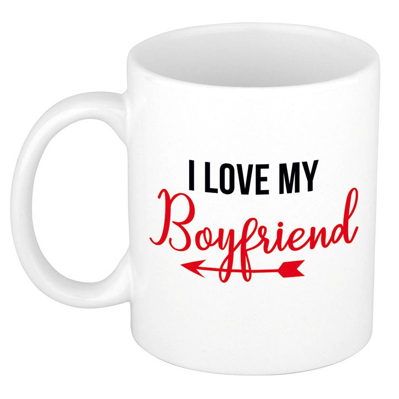 Foto van I love my boyfriend cadeau mok / beker wit voor valentijnsdag 300 ml - feest mokken