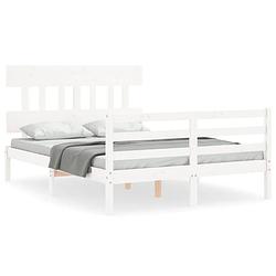 Foto van The living store bedframe grenenhout - bed - 195.5 x 140.5 x 81 cm - wit