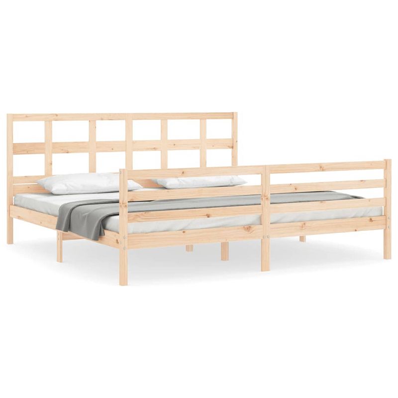 Foto van The living store massief grenenhouten bedframe - 205.5 x 205.5 x 100 cm - multiplex lattenbodem - functioneel hoofd- en