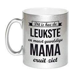 Foto van Zilveren leukste en meest geweldige mama cadeau koffiemok / theebeker 330 ml - feest mokken