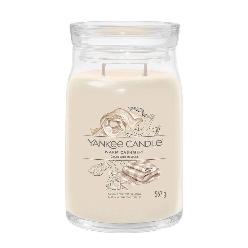 Foto van Yankee candle geurkaars large - met 2 lonten - warm cashmere - 16 cm / ø 9 cm