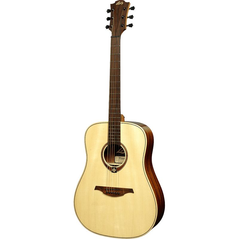 Foto van Lag guitars tramontane 88 t88d westerngitaar