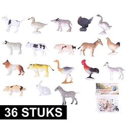 Foto van 36x plastic boerderij diertjes speelfiguren - speelfigurenset