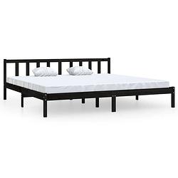 Foto van The living store houten bedframe - massief grenenhout - 205.5 x 185.5 x 69.5 cm - zwart