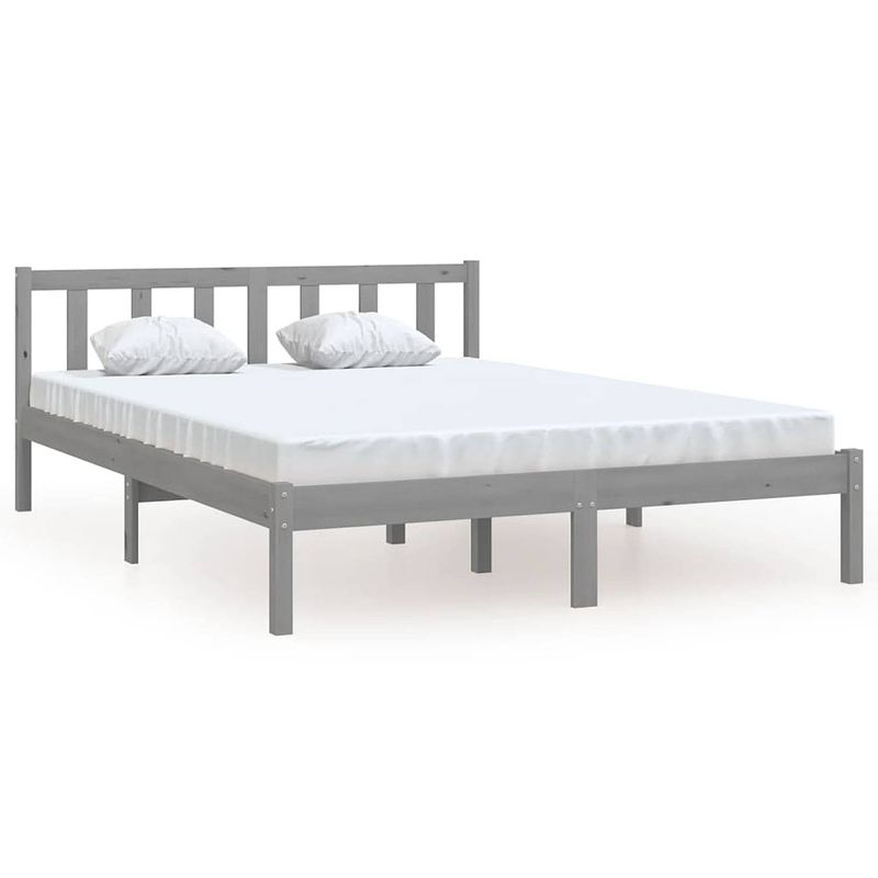 Foto van Vidaxl bedframe massief grenenhout grijs 135x190 cm 4ft6 double