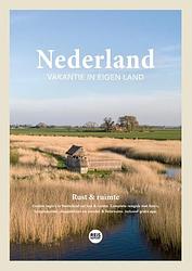 Foto van Nederland - vakantie in eigen land - godfried van loo, marlou jacobs - paperback (9789083241227)