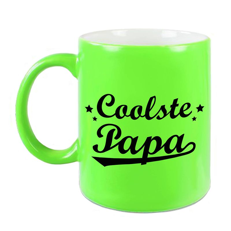 Foto van Coolste papa mok / beker neon groen voor vaderdag/ verjaardag 330 ml - feest mokken