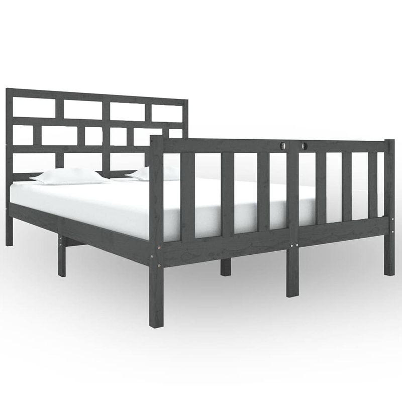 Foto van Vidaxl bedframe massief grenenhout grijs 135x190 cm 4ft6 double