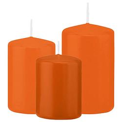Foto van Stompkaarsen set van 6x stuks oranje 8-10-12 cm - stompkaarsen