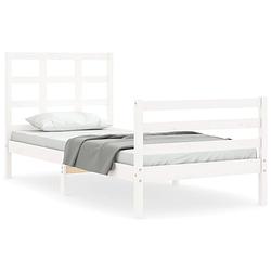 Foto van The living store bedframe - grenenhout - wit - 205.5 x 95.5 x 100 cm - functioneel hoofd- en voeteneinde