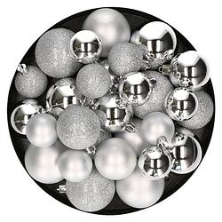 Foto van Kerstballen - 30x - zilver - 4, 5, 6 cm - kunststof - mat-glans-glitter - kerstbal