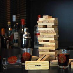 Foto van Vallende toren drankspel - shotjes - 60 houten blokjes - bedrukt met opdrachten - incl. 4 shotglazen - jenga - de