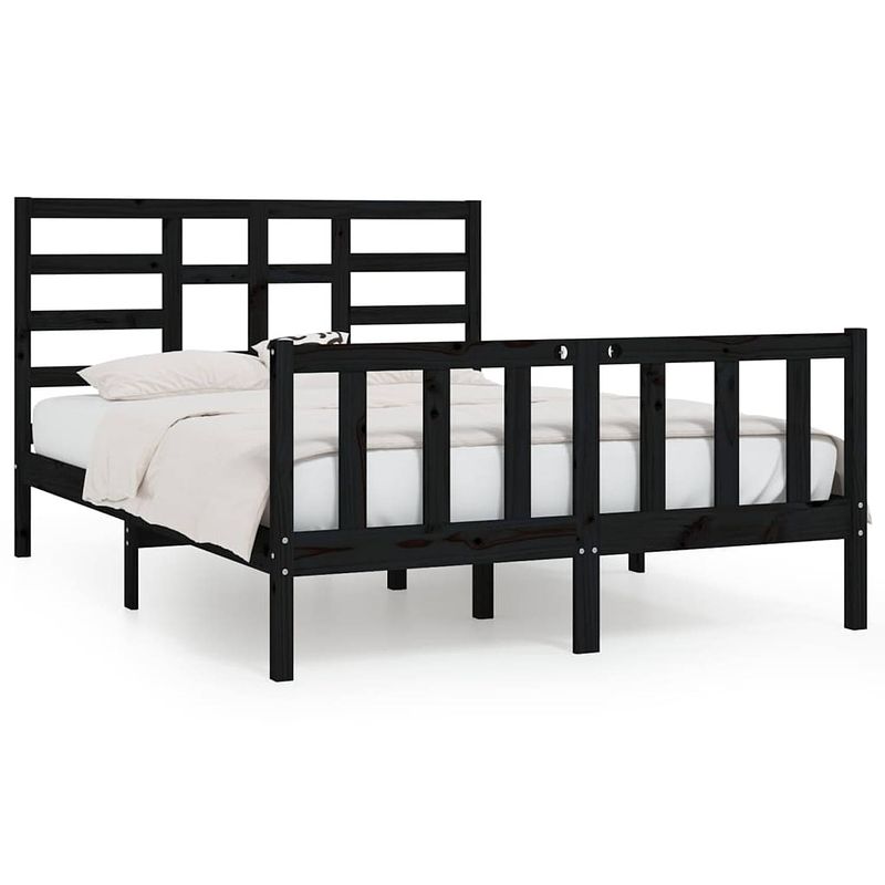 Foto van The living store bedframe zwarte grenen - 205.5 x 126 x 104 cm - massief grenenhout - stevige lattenbodem