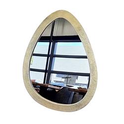 Foto van Benoa dulac large brass egg-shaped mirror 60 cm