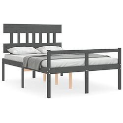 Foto van The living store bed vuren grenenhout - 195.5 x 145.5 x 81 cm - grijs - multiplex lattenbodem