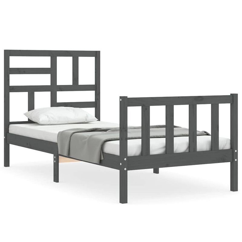 Foto van The living store bedframe grenenhout grijs 205.5x95.5x104 cm - multiplex lattenbodem