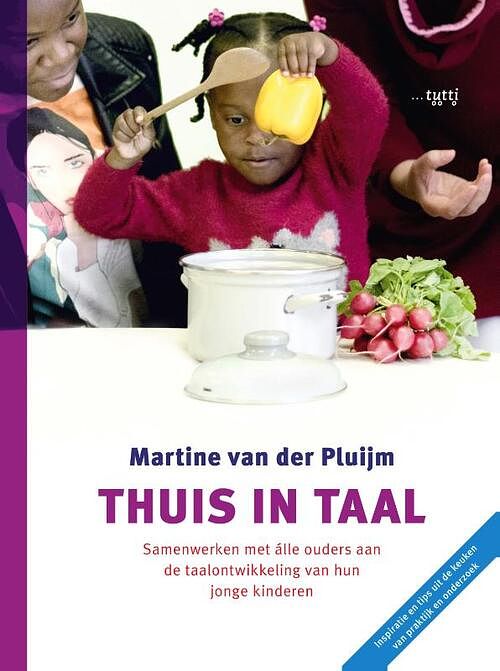 Foto van Thuis in taal - martine van der pluijm - hardcover (9789490139339)