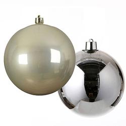 Foto van Grote decoratie kerstballen - 2x st - 20 cm - champagne en zilver - kunststof - kerstbal