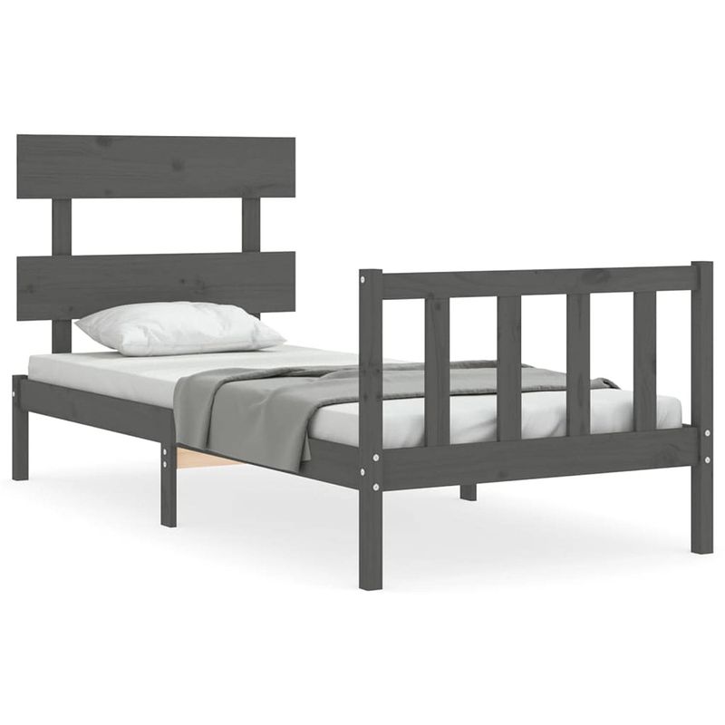 Foto van The living store massief grenenhouten bedframe - grijs - 205.5 x 95.5 x 81 cm - multiplex lattenbodem