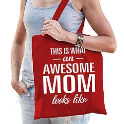 Foto van Moederdag cadeau tas - geweldige mama - rood - katoen - 42 x 38 cm - feest boodschappentassen
