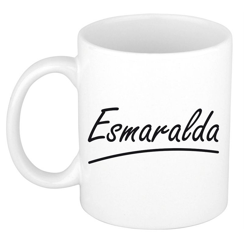 Foto van Naam cadeau mok / beker esmaralda met sierlijke letters 300 ml - naam mokken