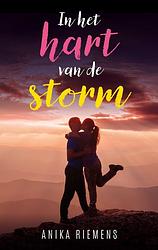 Foto van In het hart van de storm - anika riemens - ebook