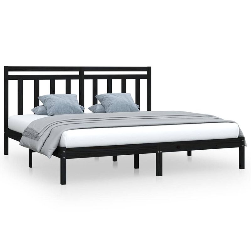 Foto van The living store bedframe grenenhout - zwart - 205.5 x 205.5 x 31 cm - geschikt voor 200 x 200 cm matras