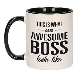 Foto van Awesome boss / geweldige baas mok / beker zwart wit 300 ml - cadeau mokken - feest mokken