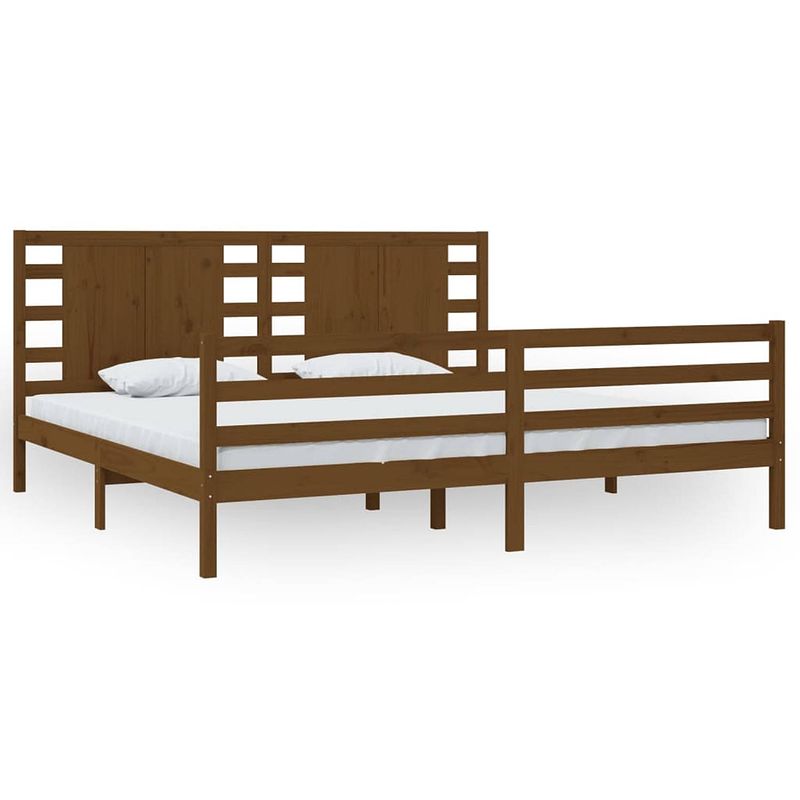 Foto van The living store bedframe massief grenenhout - honingbruin - 205.5 x 205.5 x 69.5 cm - 200 x 200 cm - montage vereist