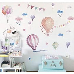 Foto van Kleurrijke luchtballonnen muursticker 88x62cm