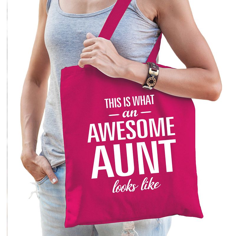 Foto van Awesome aunt / tante cadeau tas roze voor dames - feest boodschappentassen