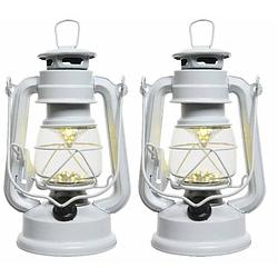 Foto van Set van 2x stuks witte led licht stormlantaarns 25 cm - campinglamp/campinglicht - warm witte led lamp