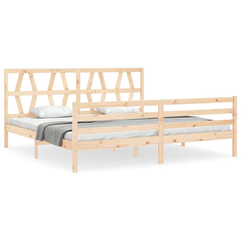 Foto van The living store bedframe - massief grenenhout - 205.5 x 185.5 x 100 cm - 180 x 200 cm - multiplex lattenbodem