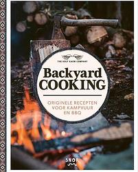 Foto van Backyard cooking - arno van elst - paperback (9789463141598)