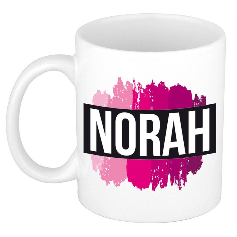 Foto van Naam cadeau mok / beker norah met roze verfstrepen 300 ml - naam mokken