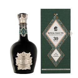 Foto van Chivas regal royal salute 30 years key to the kingdom whisky + giftbox