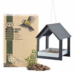 Foto van Metalen vogelhuisje/voedertafel hangend antraciet 23 cm met vogel strooivoer 2,5 kg - vogelvoederhuisjes