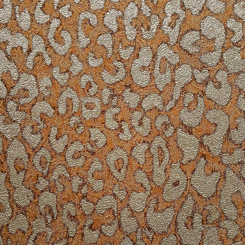 Foto van Dutch wallcoverings behang luipaardprint bruin